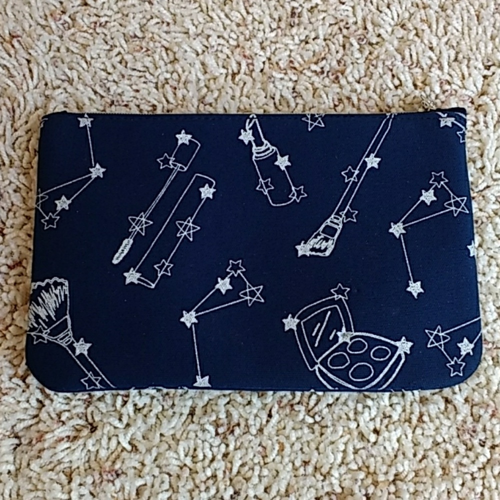 Purse accessory makeup bag organizer